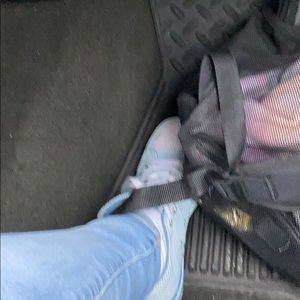 Meet your Posher, Ella